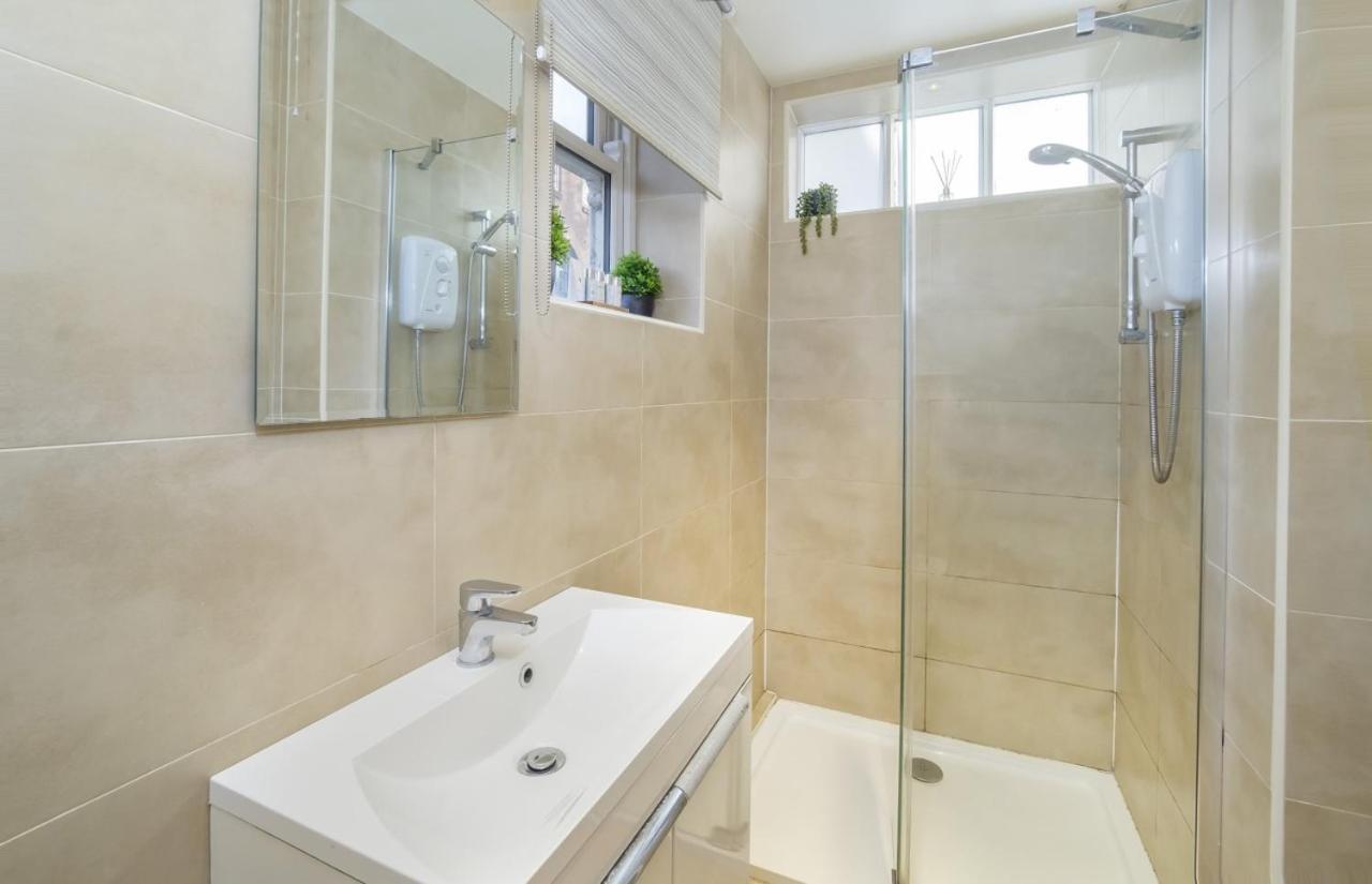 The Beehive Studio Apartment York Exterior photo